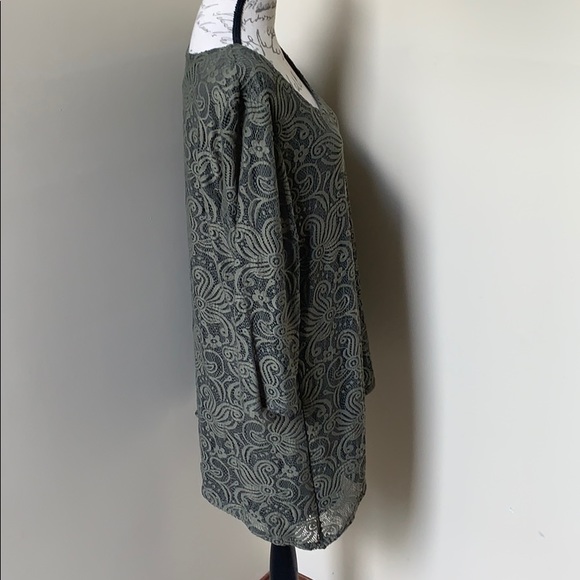 JM Collection Top - Picture 5 of 8